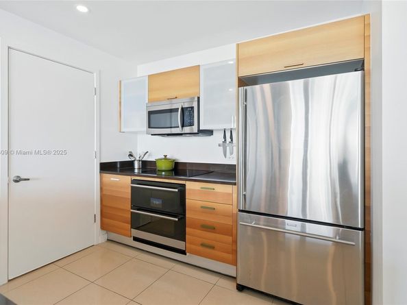 3301 NE 1st Ave H2104, Miami FL 33137