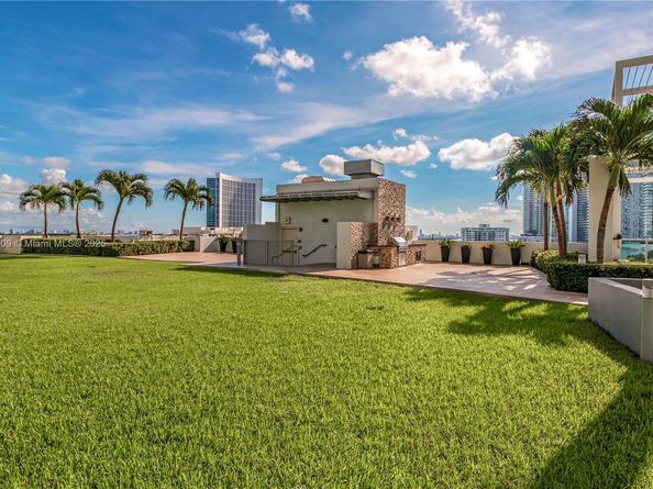 3301 NE 1st Ave H2104, Miami FL 33137