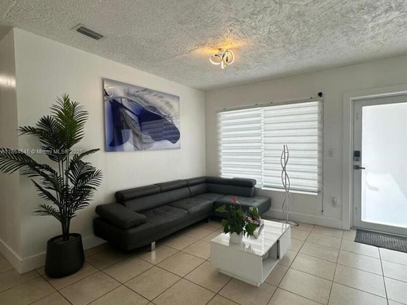 Undisclosed Address #A11864645, Hollywood FL 33024