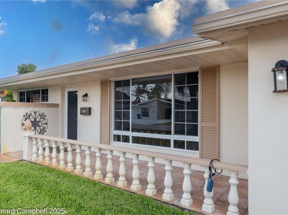 6612 Dahlia Dr, Miramar FL 33023
