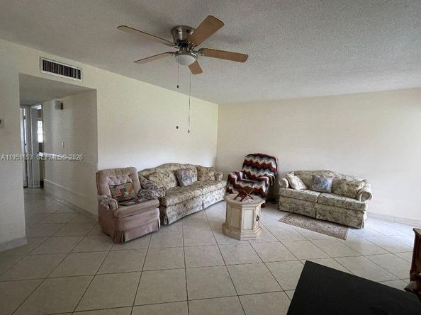 5300 Washington St S111, Hollywood FL 33021