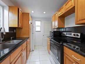 3050 NW 2nd St, Miami FL 33125