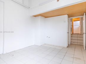 3050 NW 2nd St, Miami FL 33125