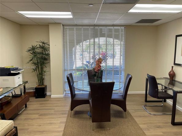 2351 Douglas Rd 1208, Miami FL 33145