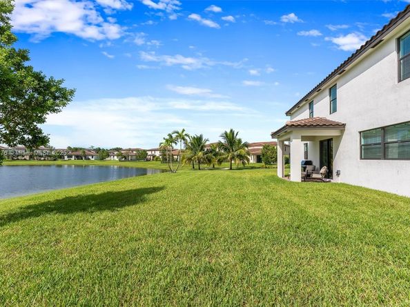 3520 Haldin Pl, Royal Palm Beach FL 33411