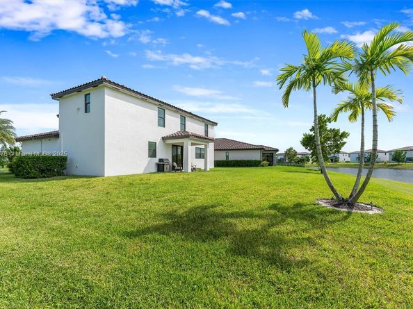 3520 Haldin Pl, Royal Palm Beach FL 33411