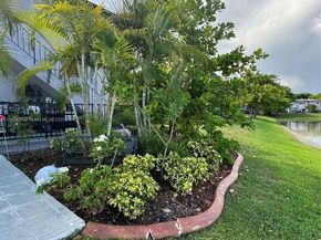 13261 SW 17th Ln, Miami FL 33175