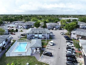 13261 SW 17th Ln, Miami FL 33175