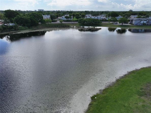 13261 SW 17th Ln, Miami FL 33175