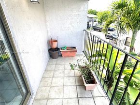 13261 SW 17th Ln, Miami FL 33175