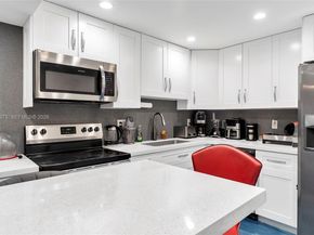 1833 S Ocean Dr 1709, Hallandale Beach FL 33009