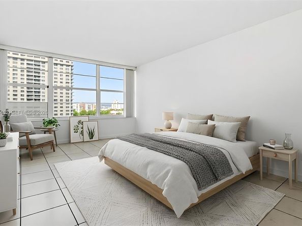 18071 Biscayne Blvd 802, Aventura FL 33160