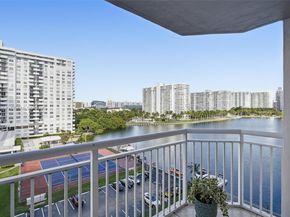 18071 Biscayne Blvd 802, Aventura FL 33160