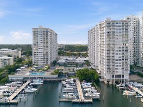 18071 Biscayne Blvd 802, Aventura FL 33160