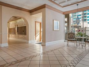 18071 Biscayne Blvd 802, Aventura FL 33160