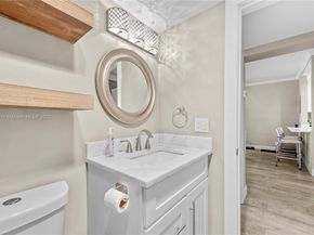 900 SW 12th St 206, Fort Lauderdale FL 33315