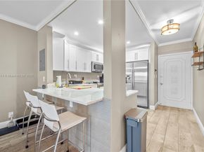 900 SW 12th St 206, Fort Lauderdale FL 33315