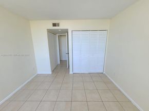 496 NW 165th St Rd D409, Miami FL 33169
