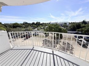 496 NW 165th St Rd D409, Miami FL 33169