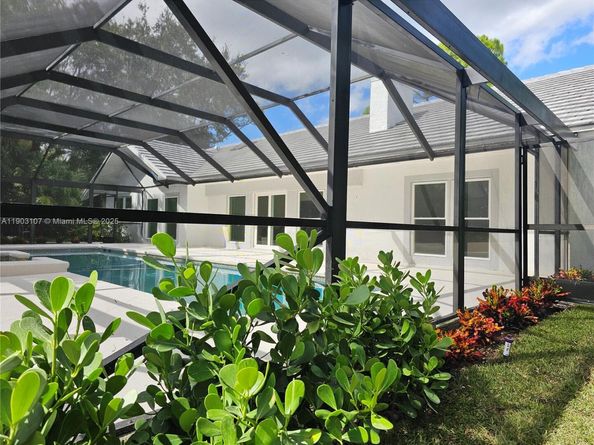 4 Alford Ct, Palm Beach Gardens FL 33418