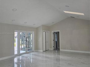 4 Alford Ct, Palm Beach Gardens FL 33418