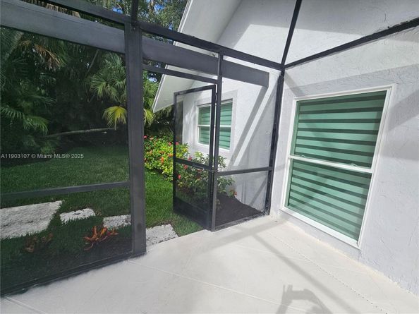 4 Alford Ct, Palm Beach Gardens FL 33418