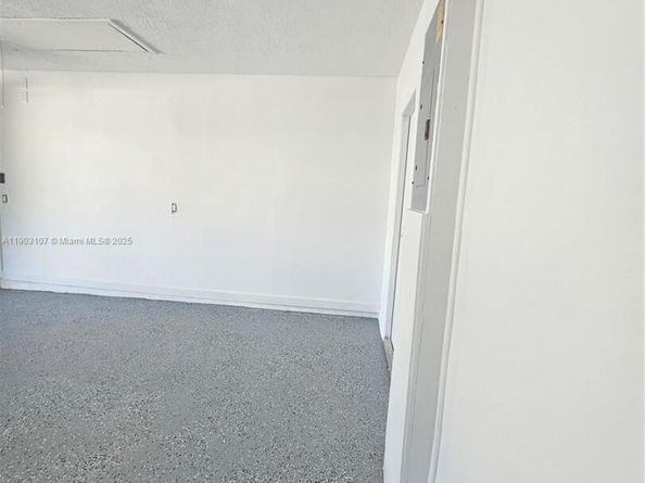 4 Alford Ct, Palm Beach Gardens FL 33418