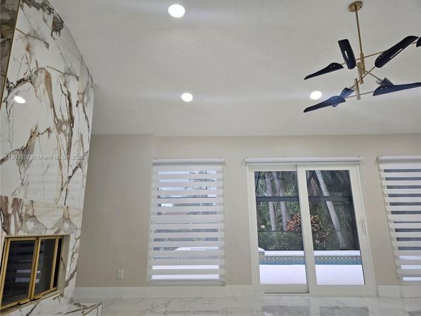 4 Alford Ct, Palm Beach Gardens FL 33418