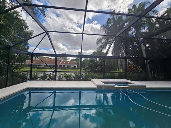 4 Alford Ct, Palm Beach Gardens FL 33418