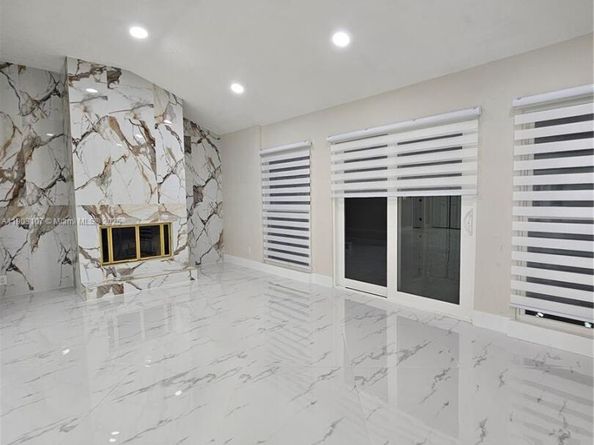 4 Alford Ct, Palm Beach Gardens FL 33418