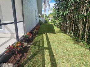 4 Alford Ct, Palm Beach Gardens FL 33418