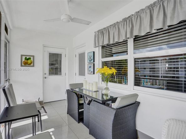 580 Egret Dr 220, Hallandale Beach FL 33009