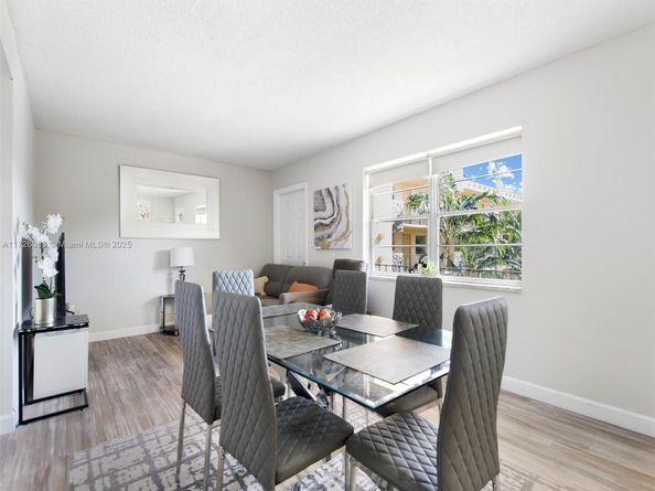 2145 Pierce St 320, Hollywood FL 33020