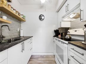 2145 Pierce St 320, Hollywood FL 33020