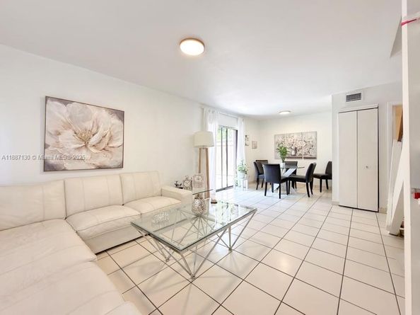 6639 SW 116th Pl A1, Miami FL 33173