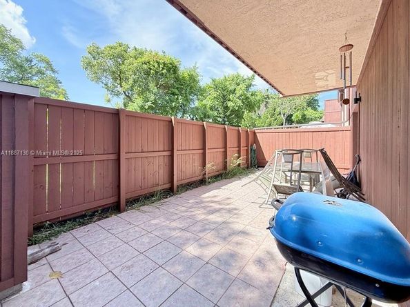 6639 SW 116th Pl A1, Miami FL 33173