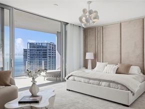 300 Biscayne Boulevard Way 5002 E, Miami FL 33131