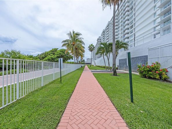 5601 Collins Ave 410, Miami Beach FL 33140