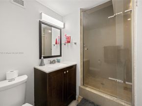 5601 Collins Ave 410, Miami Beach FL 33140