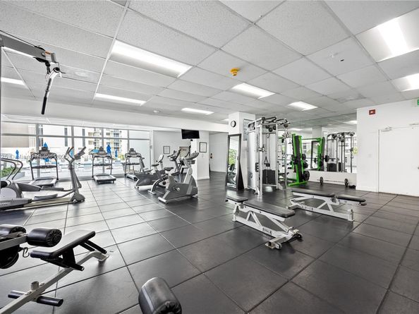 5601 Collins Ave 410, Miami Beach FL 33140
