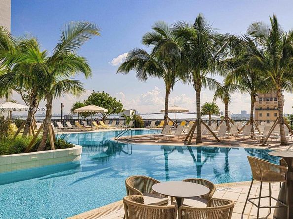 601 NE 1st 4113, Miami FL 33132