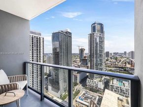 601 NE 1st 4113, Miami FL 33132