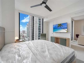 601 NE 1st 4113, Miami FL 33132