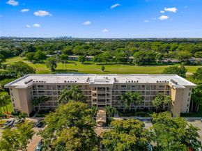 4030 W Palm Aire Dr 408, Pompano Beach FL 33069