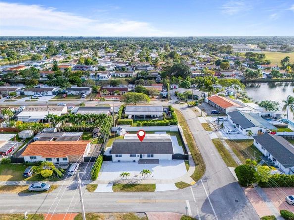 12842 SW 20th St, Miami FL 33175
