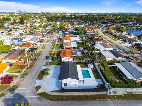 12842 SW 20th St, Miami FL 33175