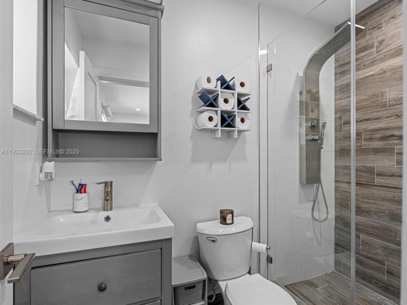 12842 SW 20th St, Miami FL 33175