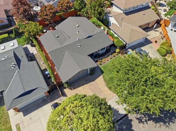 567 Yurok Circle, San Jose CA 95123