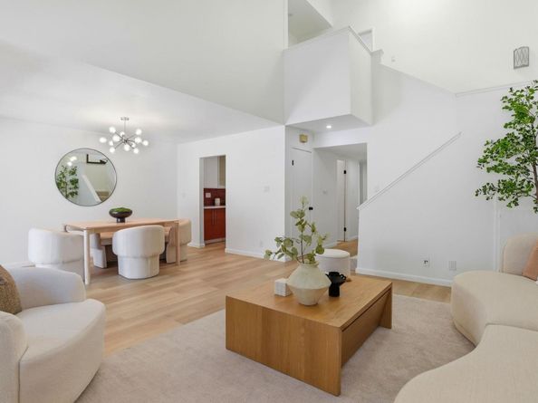 1140 Continentals Way, Belmont CA 94002