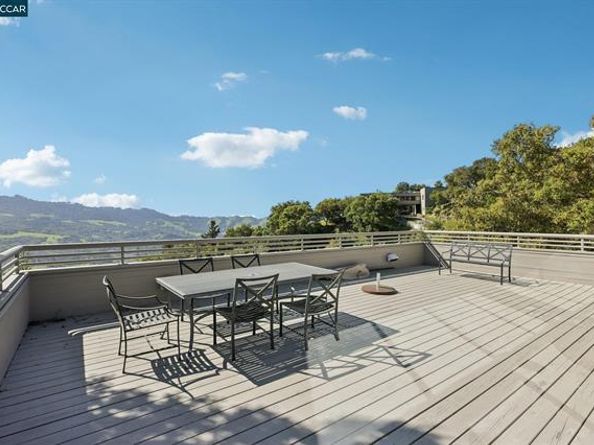 319 Tappan Terrace, Orinda CA 94563